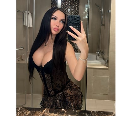 Escort Dundee City Centre Dundee - Photos for ONLY OUTCALL 💚 PARTY GIRL 🥳GFE🥰