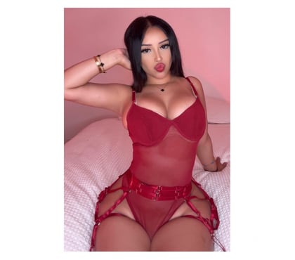 Photos for Celia Party Girl🇧🇷