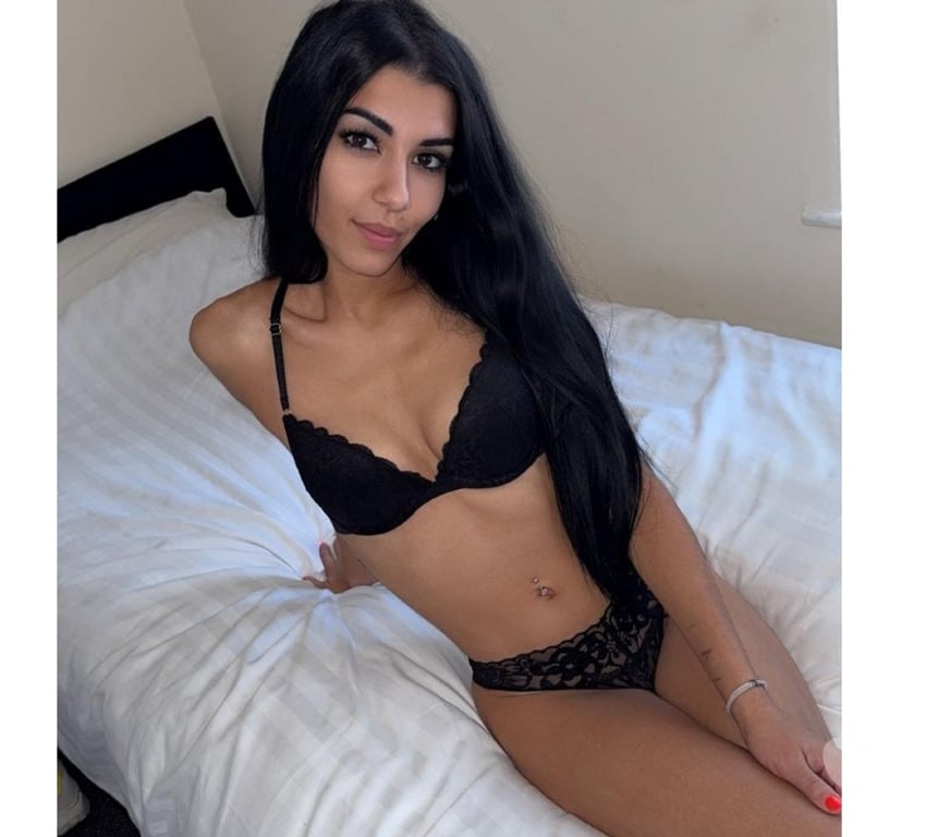 Escorts Buckinghamshire Milton Keynes - Photos for I'm Nia! Real and Best