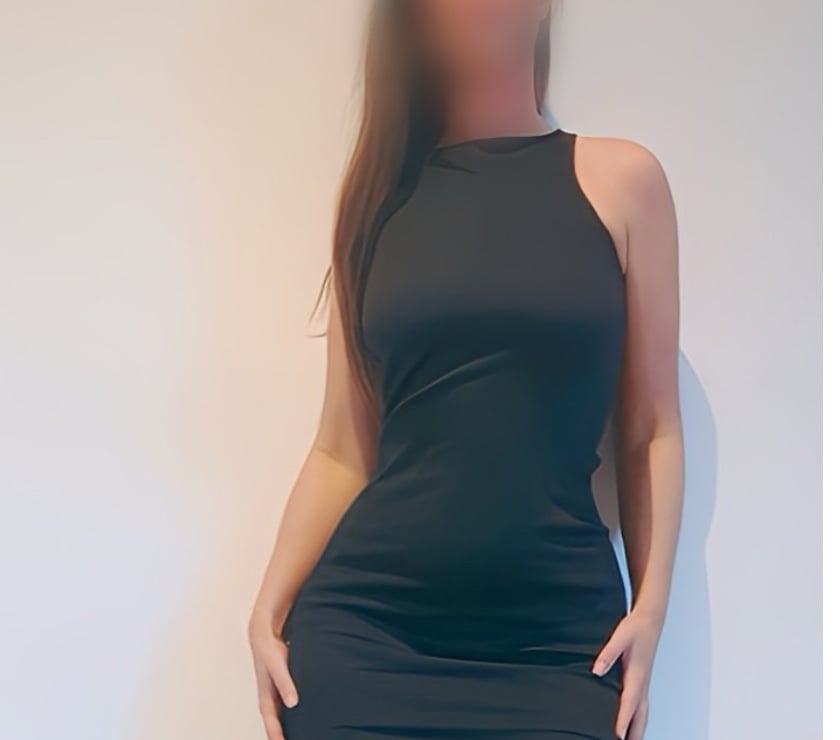 Escorts Cheshire West and Chester Ellesmere Port - Cheshire West and Chester - Photos for 💋Slim Leggy Brunette British Escort Party Girl Late Night