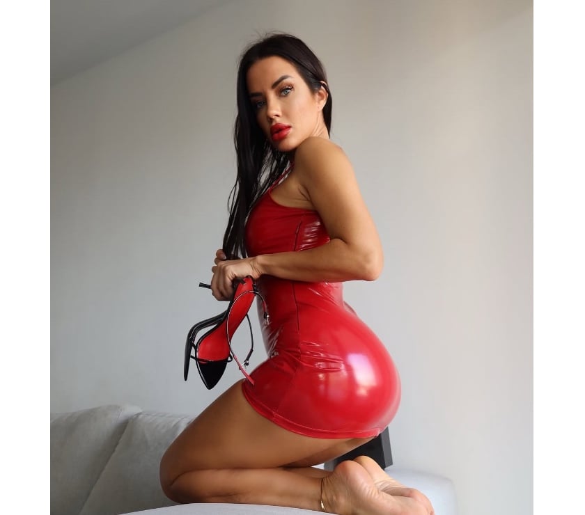 Escorts Gloucestershire Cheltenham - Photos for Erika🍑 Elegant Muse 🖤Party girl🐆24 7