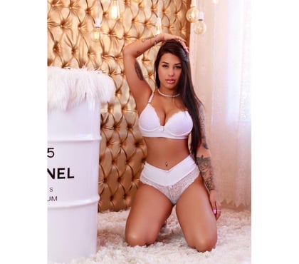 Escorts and Massages Tottenham North London - Photos for 🇧🇷 🇬🇧 Busty British Brazilian N17