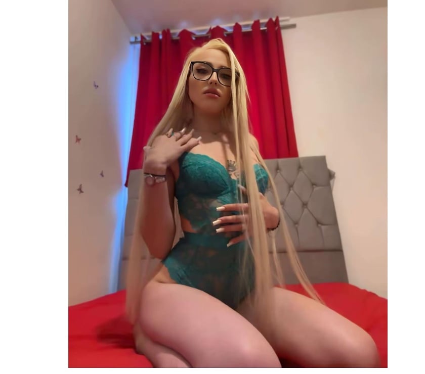  Escorts & Erotic Massage Plumstead South East London - Photos for MEDEEA 🇦🇷NAUGHTY PARTY GIRL❤️