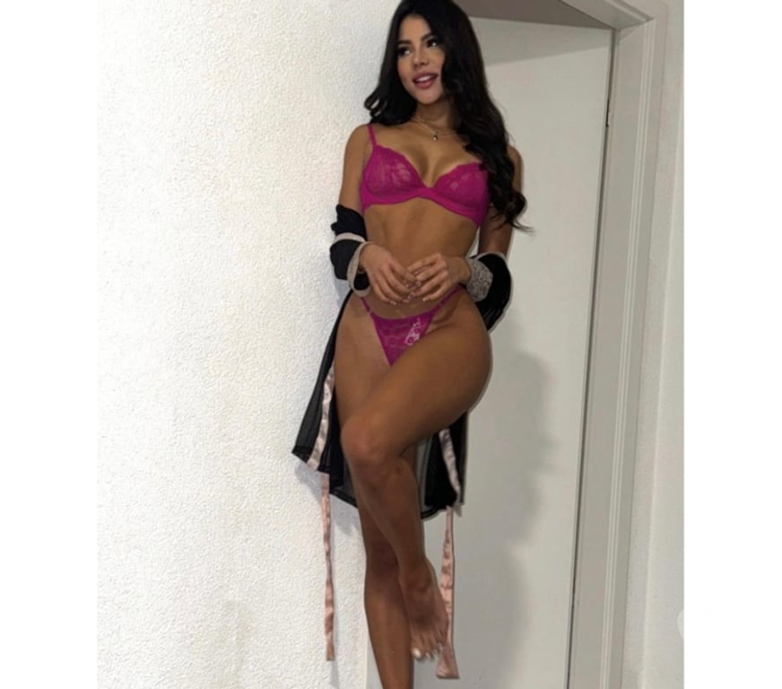 Escorts South East London Woolwich - South East London - Photos for ERIKA SPANISH 🇪🇸 PARTY GIRL 🥳