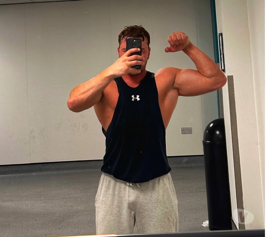 adult personals West Midlands Wolverhampton - Photos for Down-to-earth guy in Wolverhampton looking for fun
