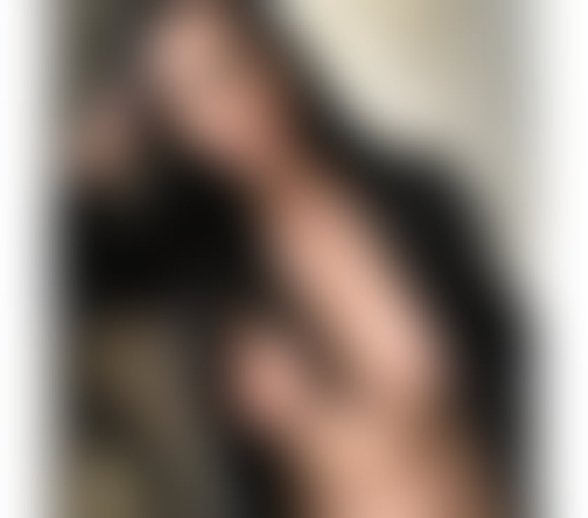 Escorts West Yorkshire Leeds - Photos for Party girl 🎉🥳🎉 just outcall 🍑🥰🥳real💯