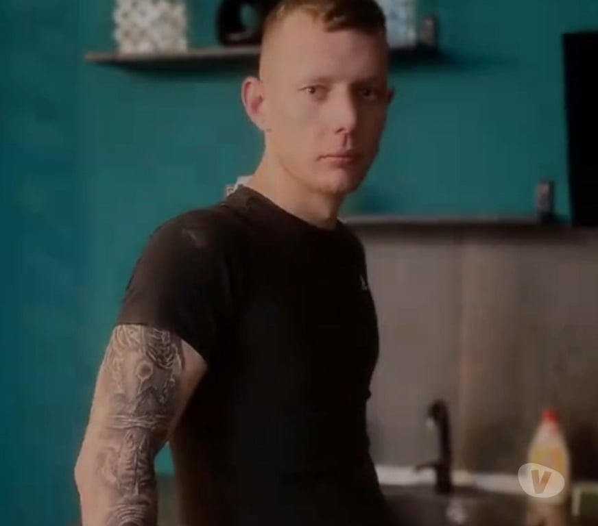  Gay massage Devon Plymouth - Photos for Heloo guys im Arnoldim here to meet new friend 😉