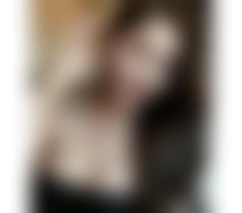  Escorts & Erotic Massage Elephant and Castle South East London - Photos for 🌹 Elegant Companion • Confidential & Caring 🌹(SE17)