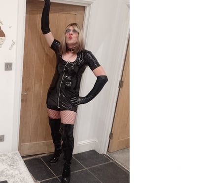Trans Dudley Town Centre Dudley - Photos for Hello IT'S YOUR AUTUMN GIRL IN DUDLEY!!!♥️