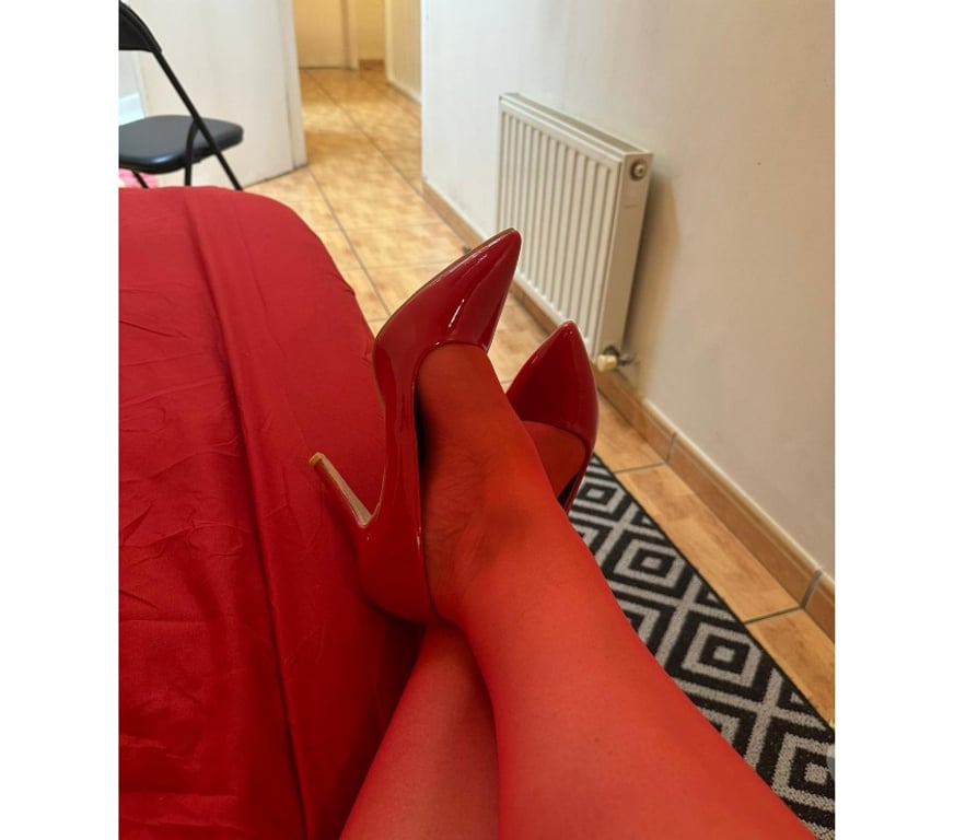 Escorts East London Havering - Photos for Amanda Horny Milf big natural boob's gfe French kiss