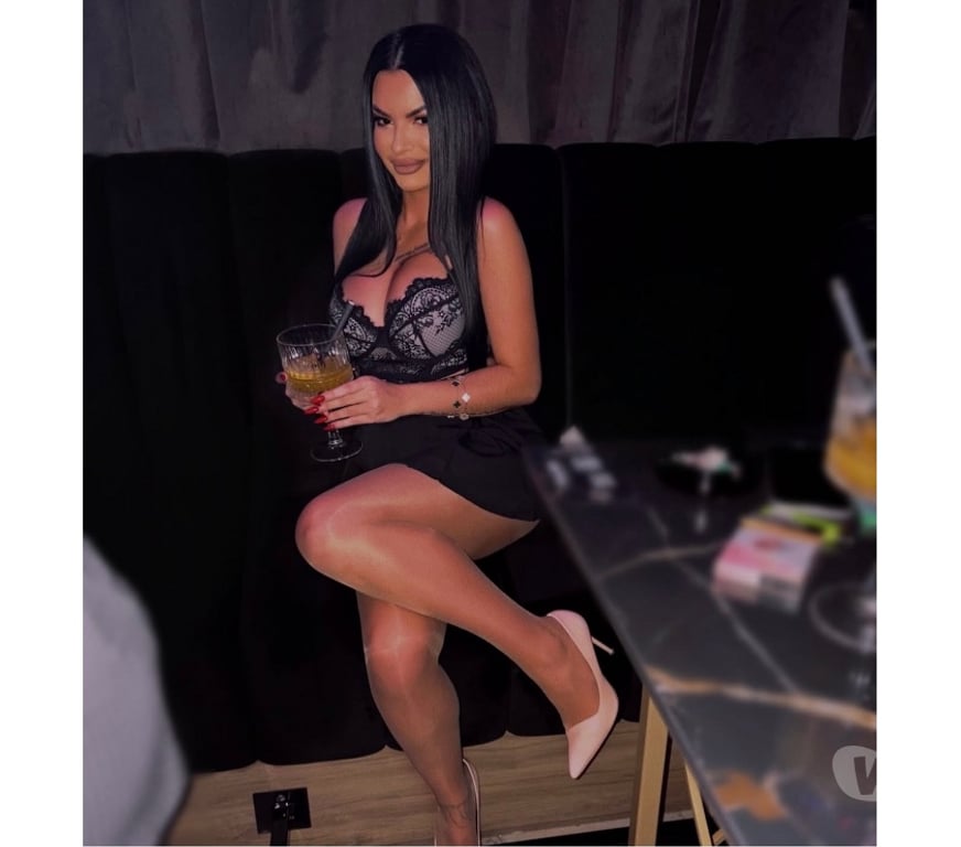 Escorts Hampshire Rushmoor - Photos for Bombshell🍑 No Rush 🍑💕 Party 🎊🎉💕 Karina