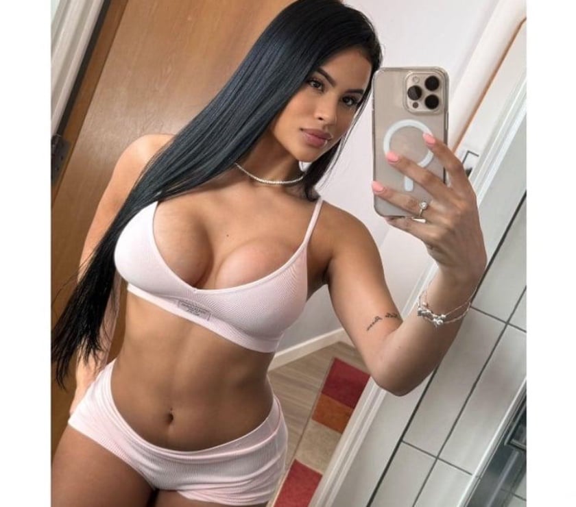 Escorts West London Hounslow - Photos for NEW HERE BIANCA 🇧🇷😈😈 BRAZILIAN