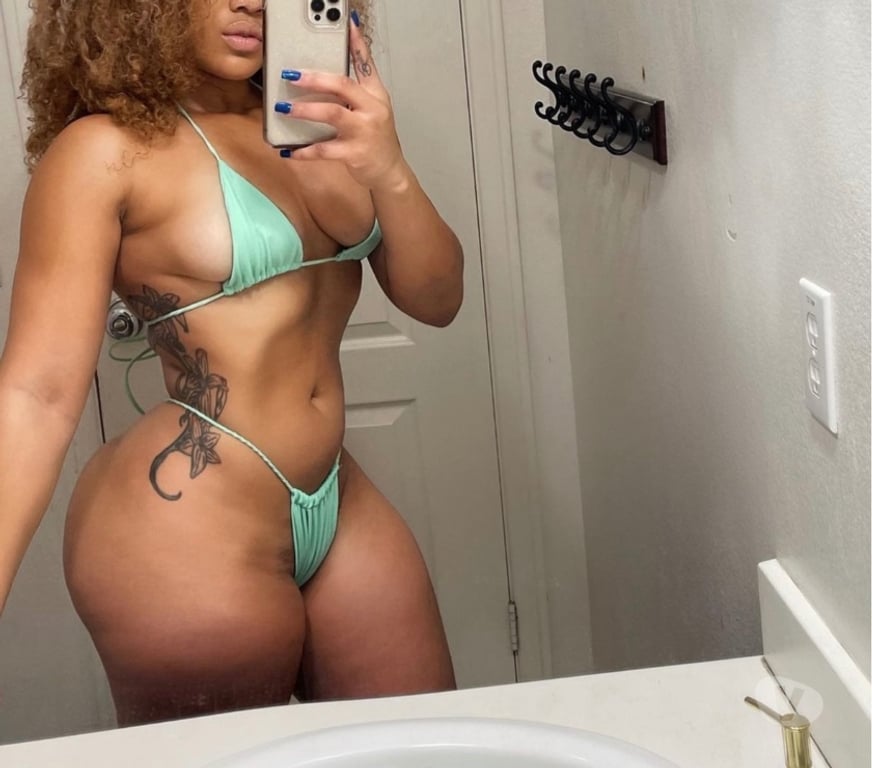 Escorts Staffordshire Stoke-on-Trent - Photos for ❤️BIG BOOBS AND ASS EBONY PARTY GIRL❤️