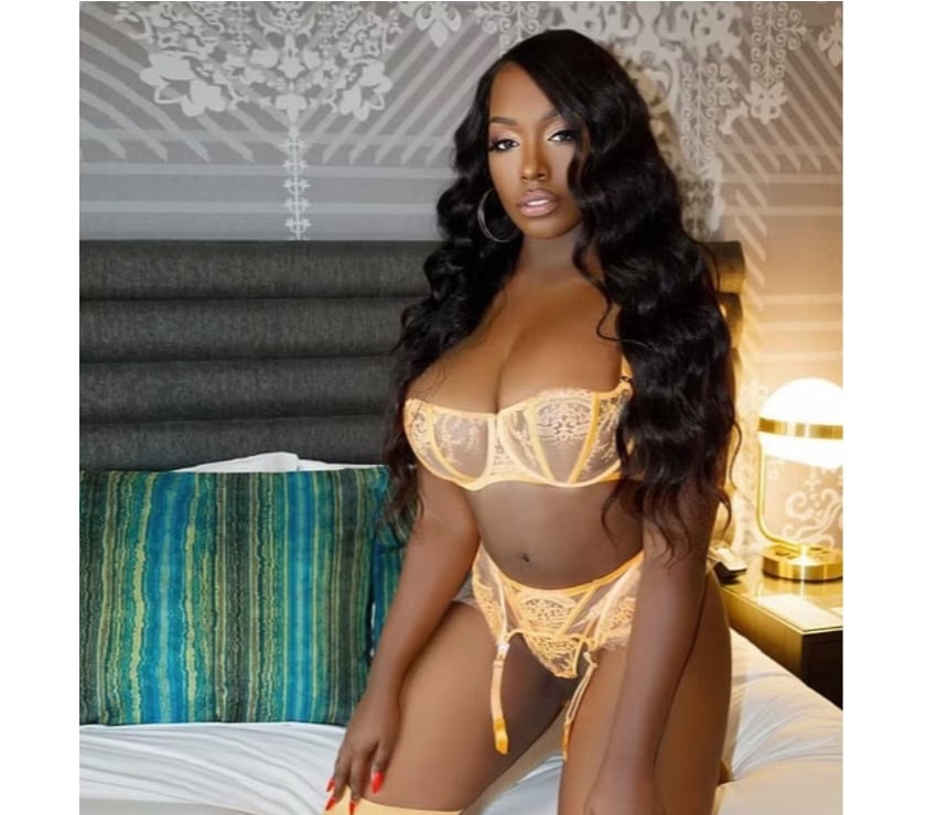 Escorts and Massages Stoke on Trent City Centre Stoke-on-Trent - Photos for Ebony Curvy girl🇧🇷BEST bj🔝Stoke-on-Trent❌NO RUSH