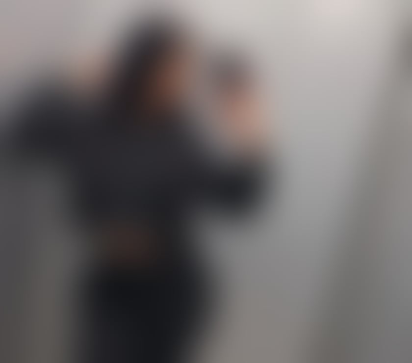 Escorts Slough Slough Town Centre - Slough - Photos for SARA NEW GIRSL IN YOUR CITY INC&OUT