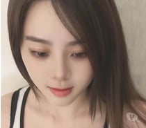 new girl Lily Love
