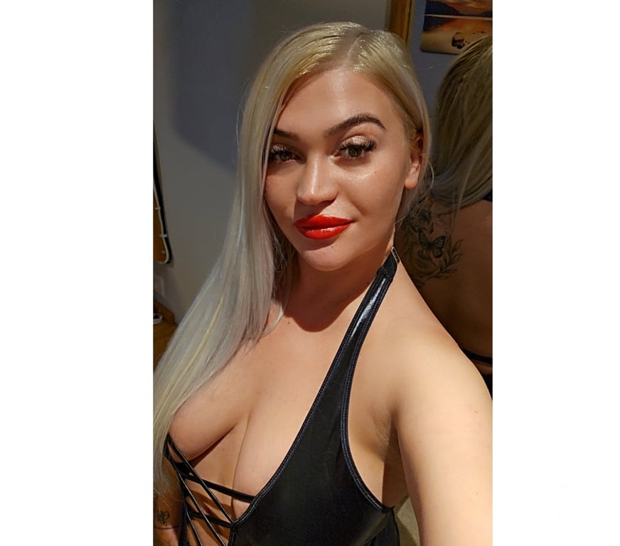 Escorts Newport - Wales Newport City Centre - Newport - Photos for Larisa only outcall ♥️ party girl ♥️