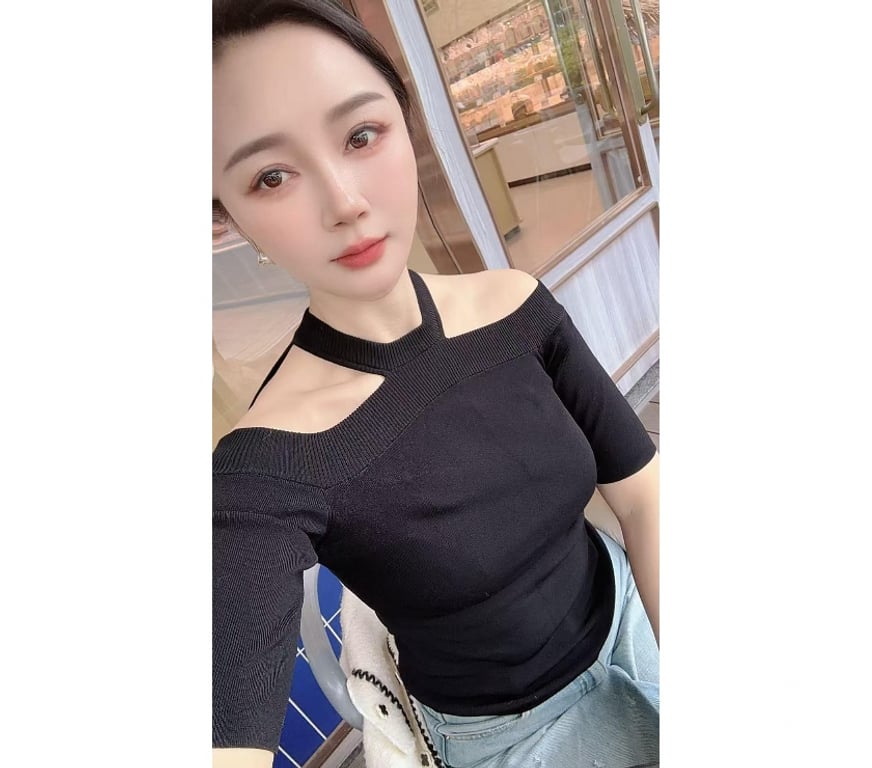 Escorts Hampshire Rushmoor - Photos for Exclusively Asian Girlfriend Experience for you Camberley