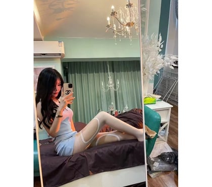 Escorts Farnborough Rushmoor - Photos for Exclusively Asian Girlfriend Experience near Fleet& Bagshot