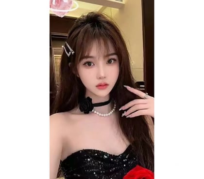 Escorts Farnborough Rushmoor - Photos for Exclusively Asian Girlfriend Experience waiting for you