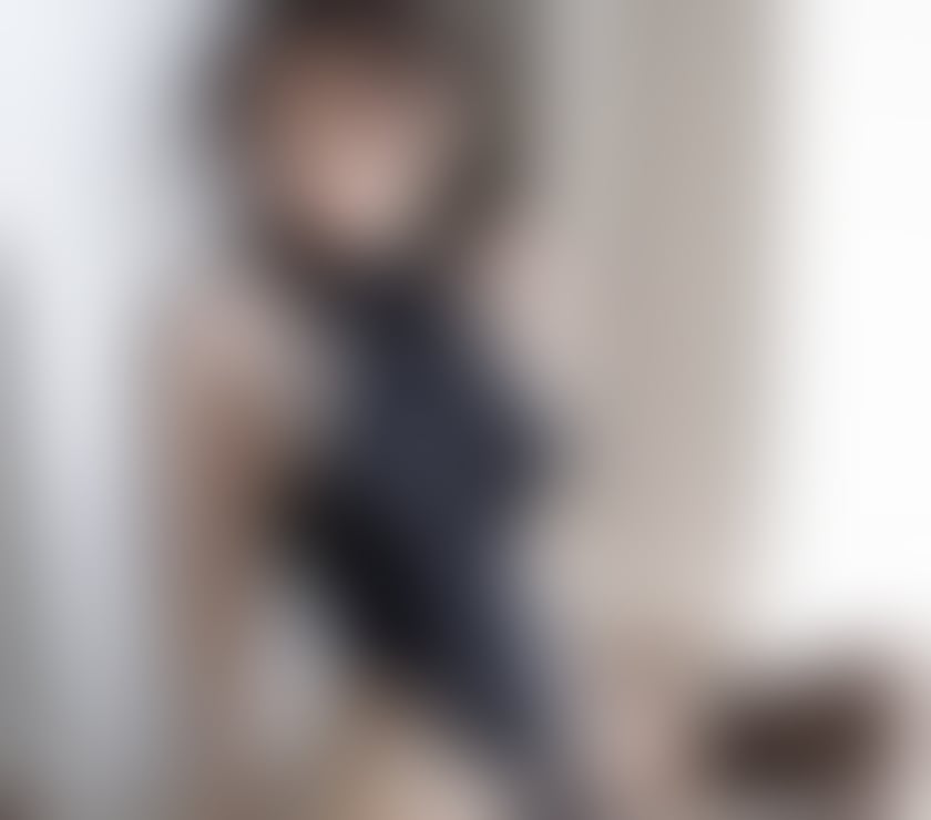 Stunning Asian Escort is Available For You 07752267770