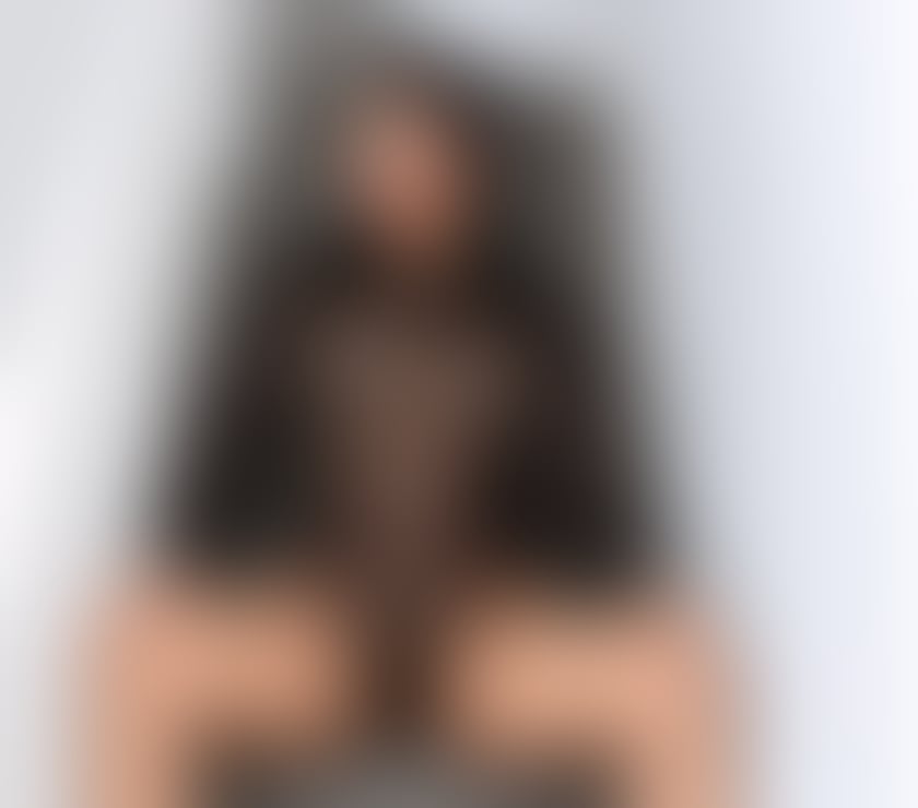 Escorts East London Stratford - East London - Photos for 🌷 Dark-Haired Latin Charm 🌷