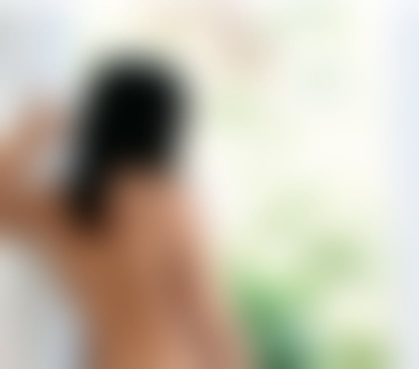 Escorts East London Stratford - East London - Photos for 🌷 Dark-Haired Latin Charm 🌷