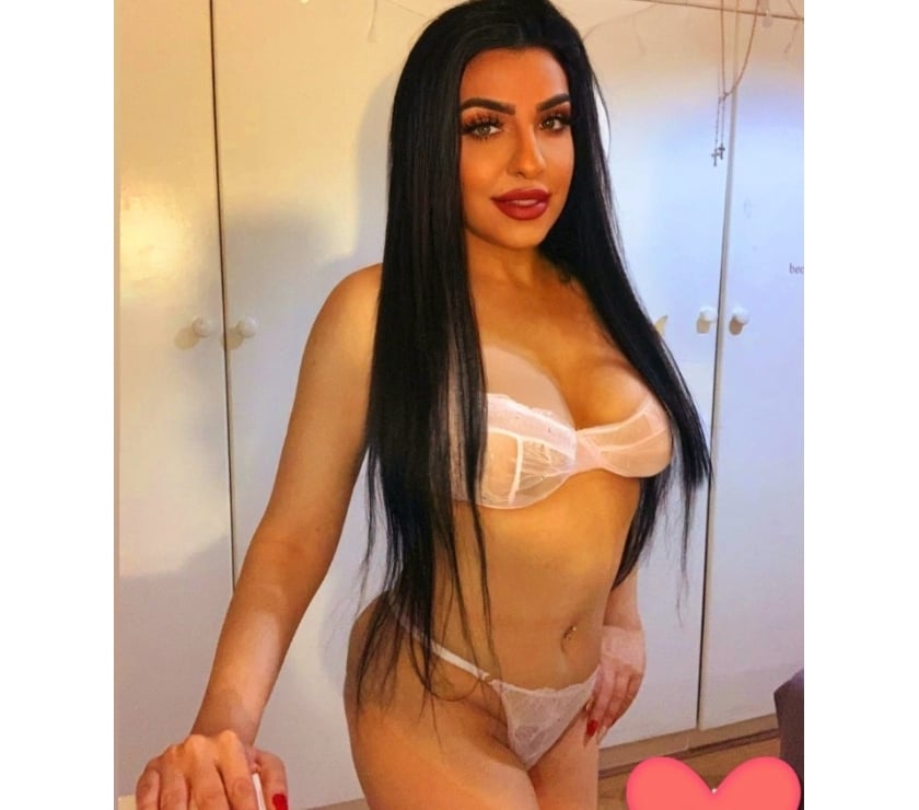 Escorts Harrow Town Centre Harrow - Photos for SEXY BIG TITS!!NEW GIRL 👧 ♡♡♡