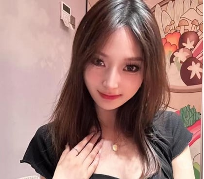 Escorts and Massages Burnley Town Centre Burnley - Photos for 💕 Asian Girl - Tight Sweet & Addictive 🌹