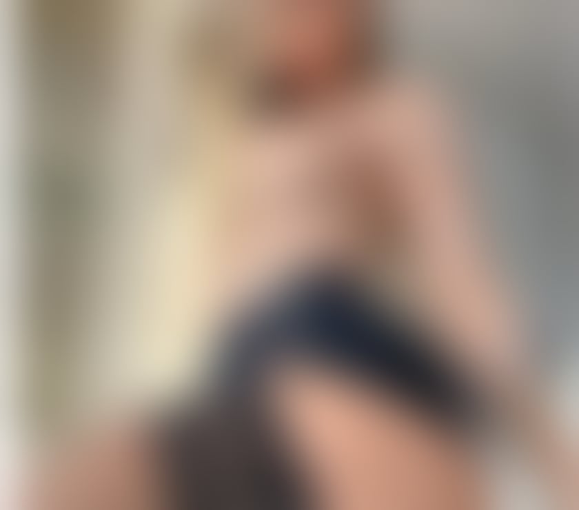 Escorts Gloucestershire Cheltenham - Photos for New in Cheltenham!!!RAISA PARTY GIRL