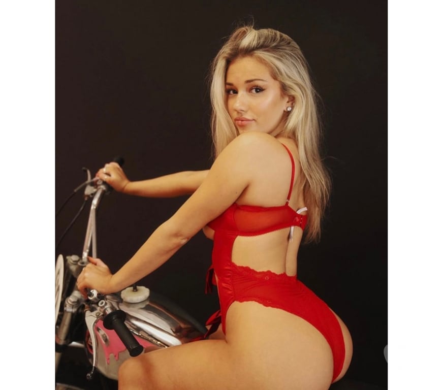 Escorts West Midlands Coventry - Photos for LAURA GFE - PARTY GIRL 💙 🔹BEST GFE 🔹