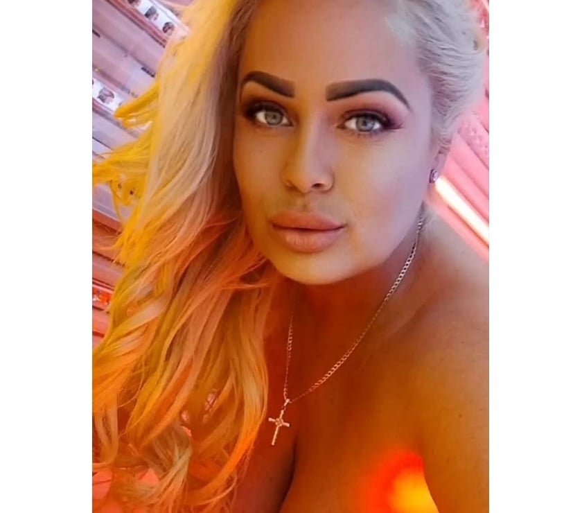 Escorts Fife Dunfermline - Fife - Photos for SEXY BUSTY VICKY IN DUNFERMLINE XXX