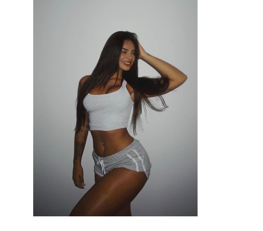 Escorts Newport - Wales Newport City Centre - Newport - Photos for JULIE FIRST TIME IN TOWN ❤️ LEVEL A 🔥 PASSIONATE 💘