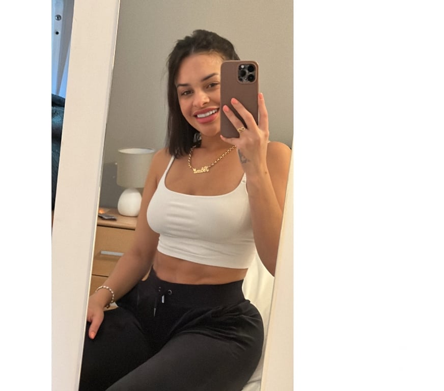 Escorts South East London Elephant & Castle Station - South East London - Photos for LAURA HOT GIRL 🇧🇷 I AM REALLY 🍑 BIG ASS