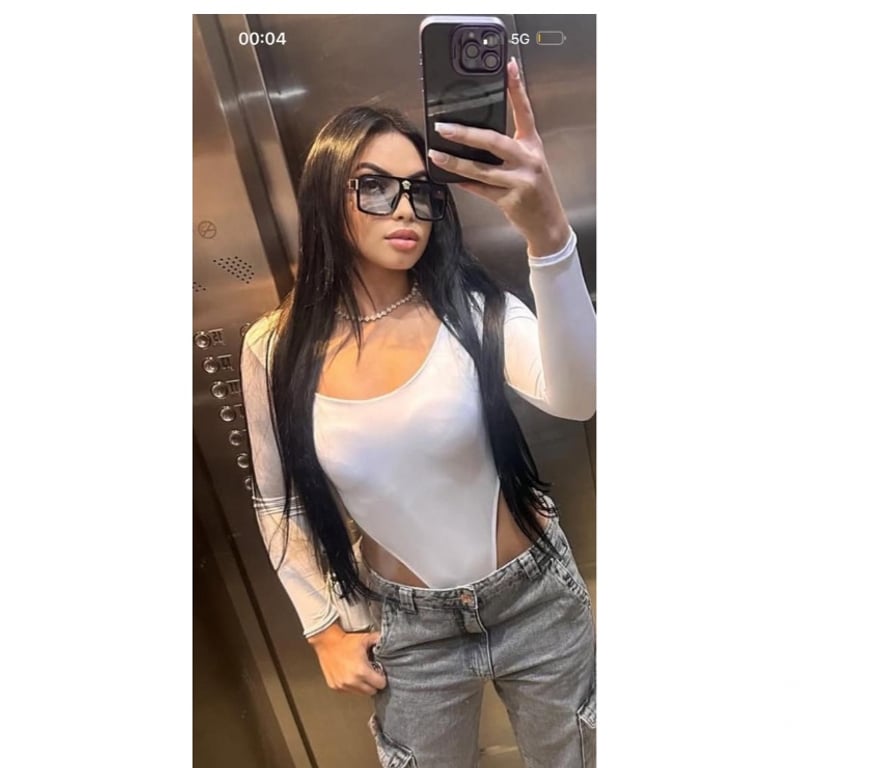 Escorts Windsor and Maidenhead Windsor - Windsor and Maidenhead - Photos for Mel Hot Brazilian