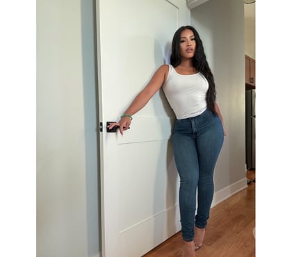 Escorts Sunderland City Centre Sunderland - Photos for 💋 Soft words, warm energy, and unforgettable moments.