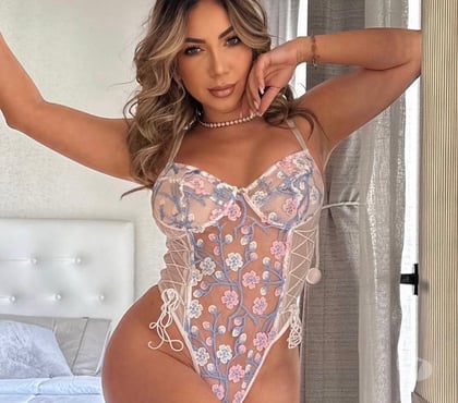 Escorts Brentwood Station Brentwood - Photos for Kelly Girl - Brazilian