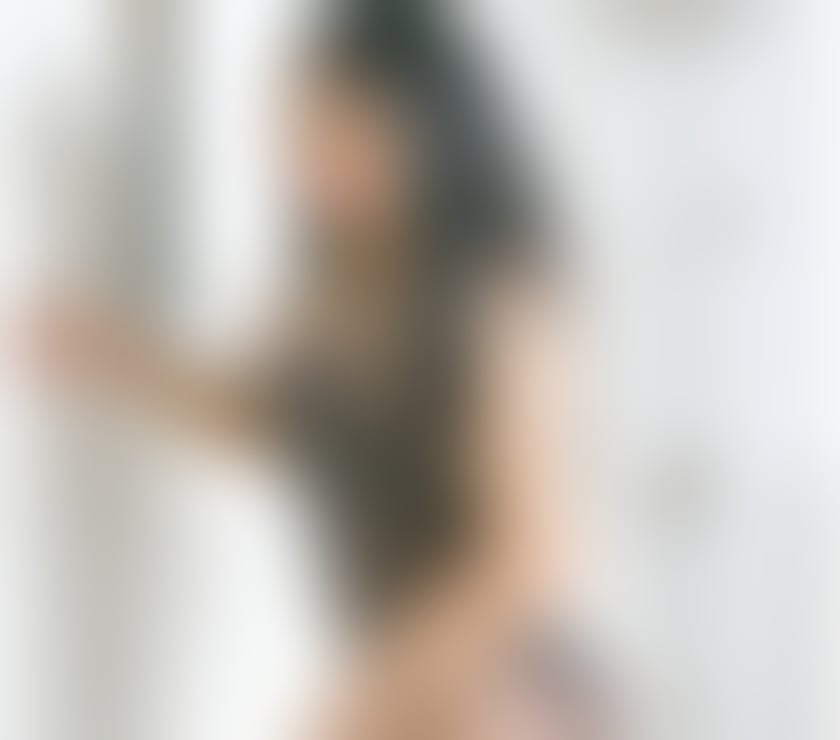 Escorts East London Bow - East London - Photos for Naughty Colombian transsexual completes huge endowment