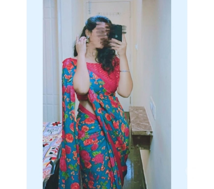 Escorts West London Hillingdon - Photos for INDIAN TAMIL GIRL RITA NEW IN TOWN