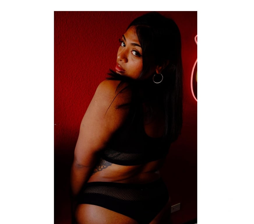 Escorts North London Enfield - Photos for CURVY💋PARTY💯INCALL💋OWO💋KISS🍆 EN1 4NL🍆