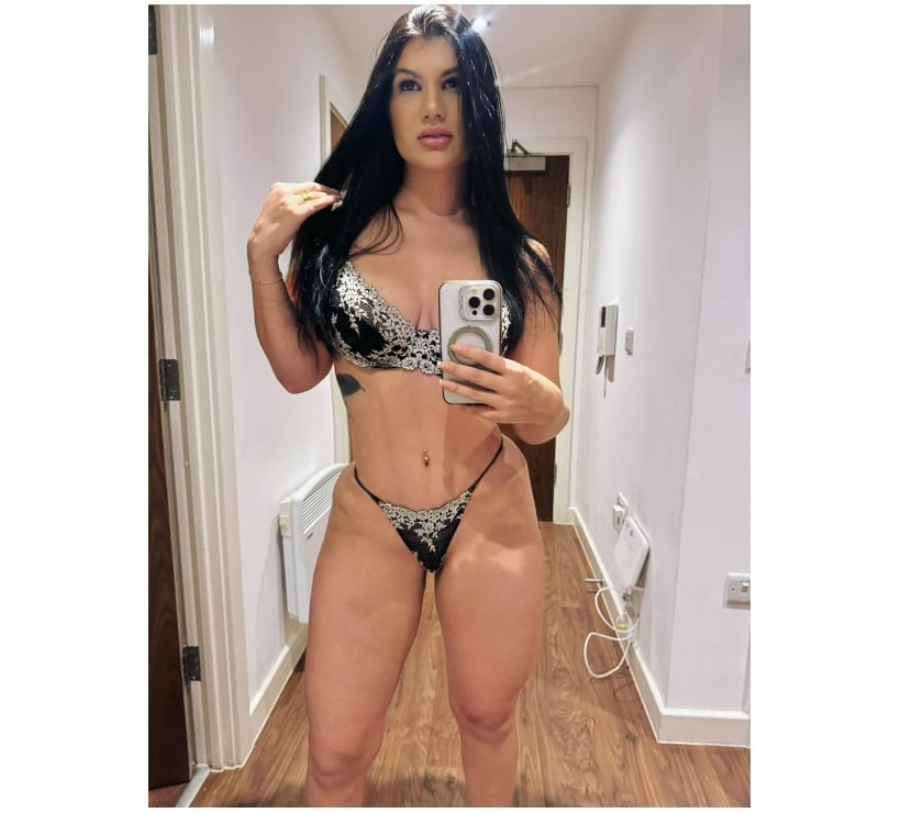 Escorts Birmingham City Centre Birmingham - Photos for JULIA NEW HERE FROM BR 🇧🇷