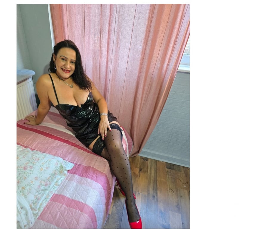 Escorts South West London Kingston upon Thames - Photos for angel mature and naughty girl🇧🇷🔥❤️