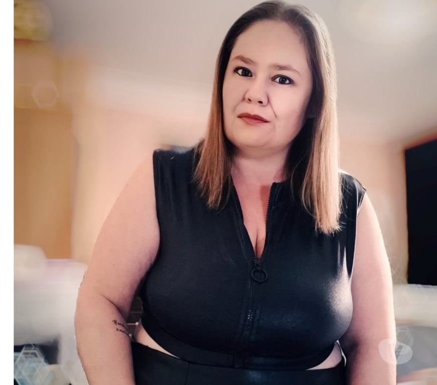 Adult Entertainment East London Plaistow Station - East London - Photos for Curvy mature and ready to play