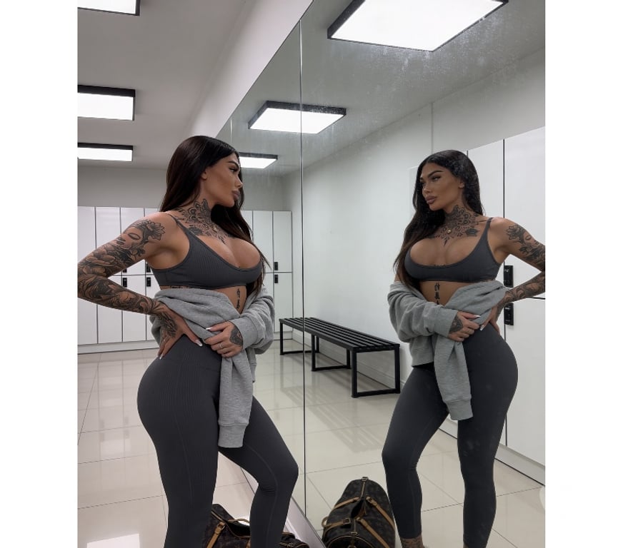 Escorts South Yorkshire Sheffield - Photos for Barbie tatted babe 😜🤪 OWO