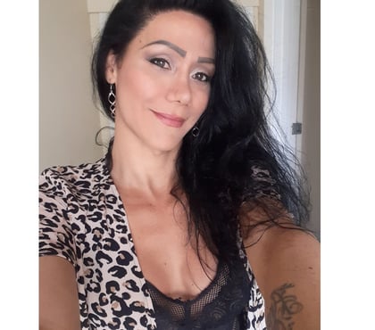 Trans Escorts Rochester Medway - Kent - Photos for Feminine Juicy Smooth Model TRANS Girl With Hard TOY