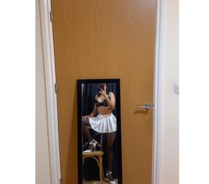  Escorts Edgware Barnet - Photos for sweet Brazilian girl😈🔥