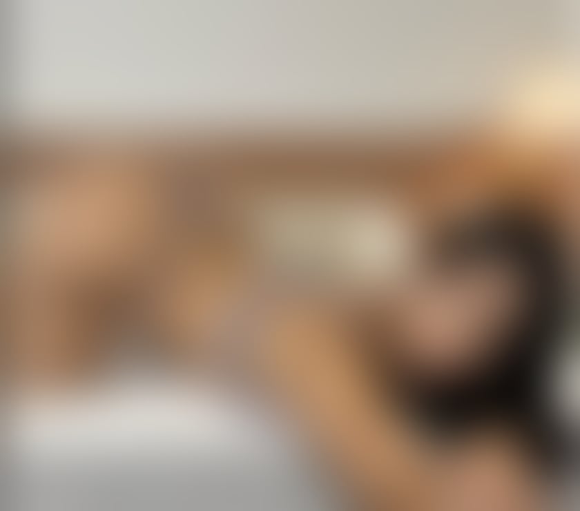 BRUNETTE 💚HOT BRAZILIAN GIRL💛GFE🫦 PARTY GIRL🍾