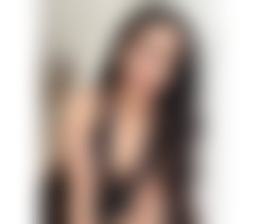 Escorts Warrington Warrington Town Centre - Warrington - Photos for “Minnie” Thai girl petite 💯Pics real✔️😍