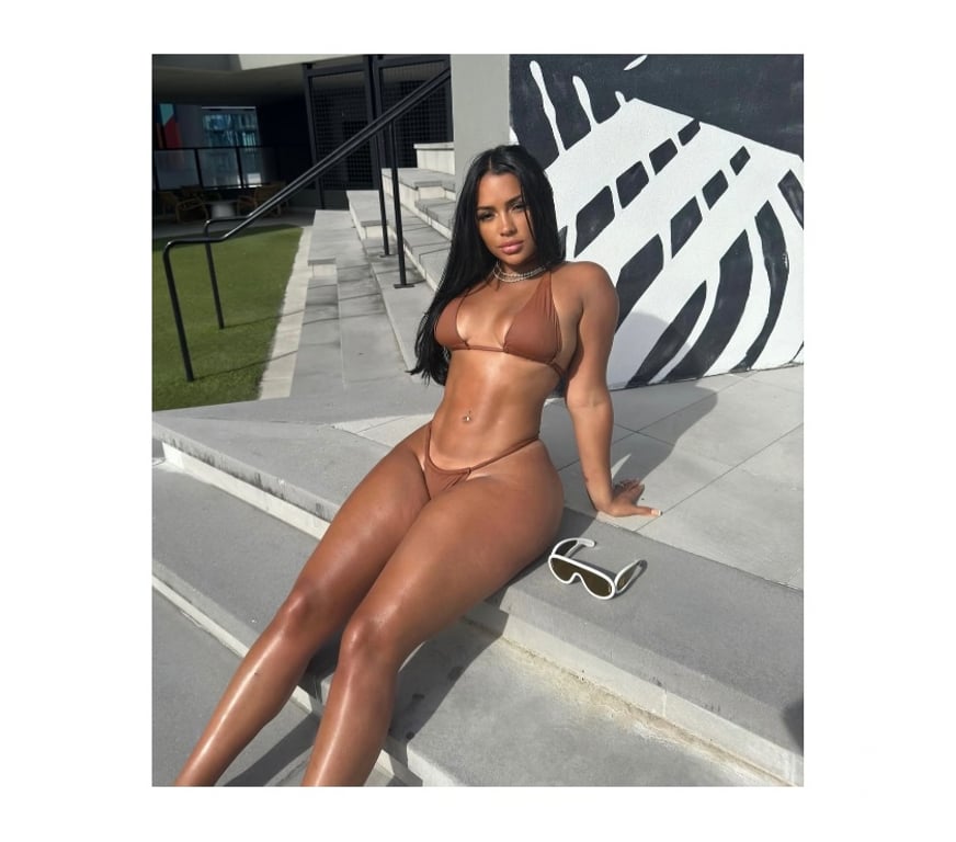 Escorts West Midlands Birmingham - Photos for Paola Brazilian