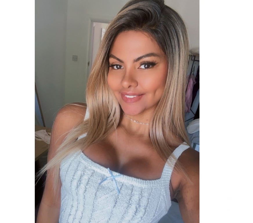 Escorts North West London Harrow - Photos for Bia brasileira!! BIG ASS🍑💦